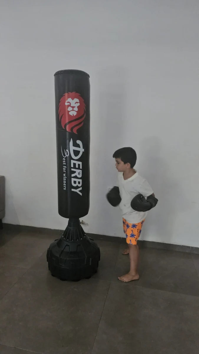 שק אגרוף עומד סינתטי עם מילוי בד 180X30 ס"מ מבית DERBY