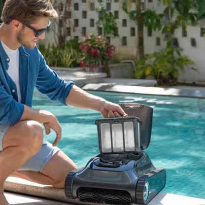 רובוט ניקוי לבריכה בריכה Aiper Scuba S1 בצבע שחור 72007 מבית AIPER