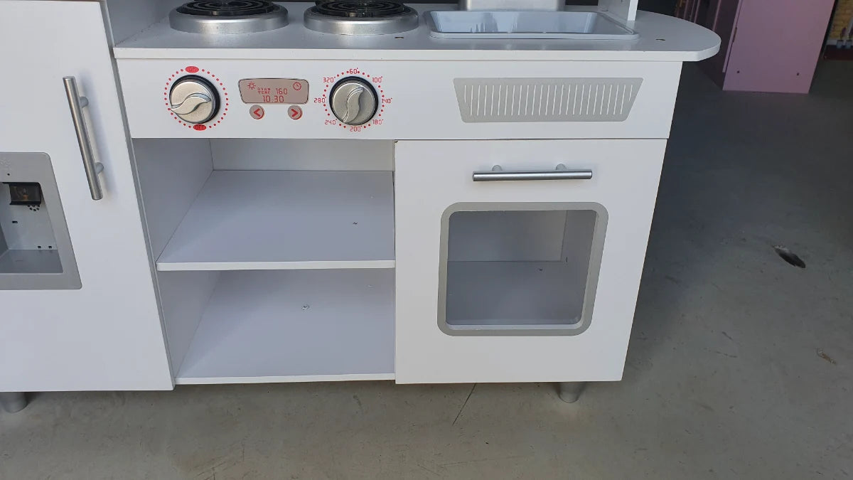 מטבח לילדים מעץ צור W10C543 מאת בית העץ