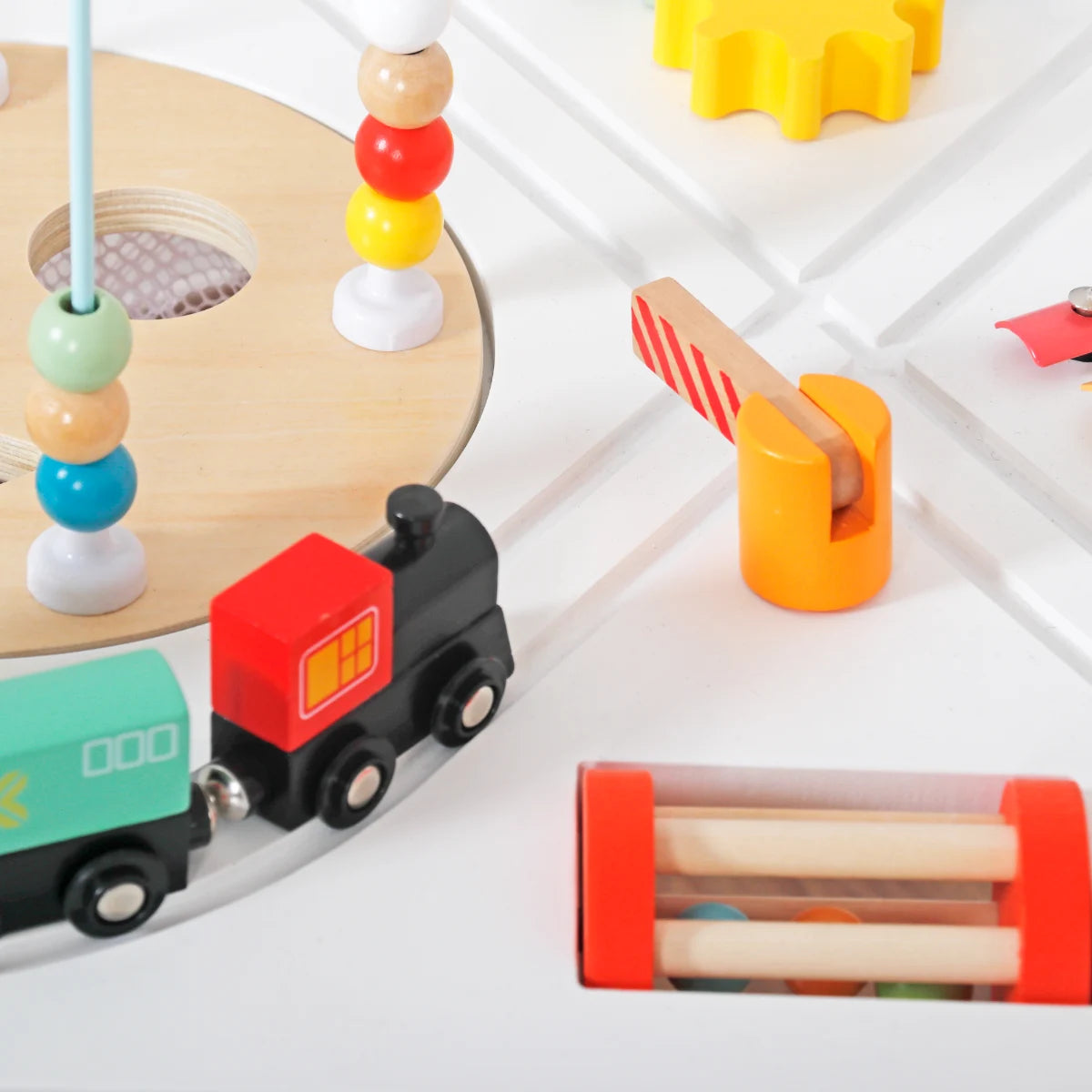 שולחן פעילות לילדים מעץ MDF איכותי דגם לביא