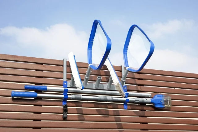 מתלה/מתקן תלייה מסדרת StorePro לארגון ואחסון אביזרי הבריכה 58674 מבית BESTWAY